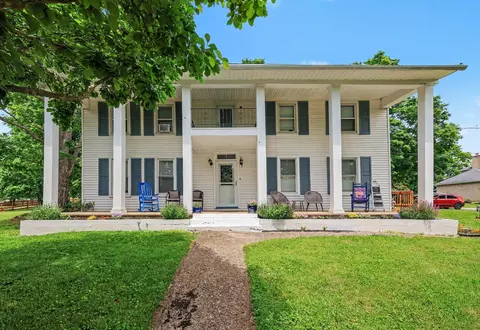 2304 Petersburg Rd, Hebron, KY 41048