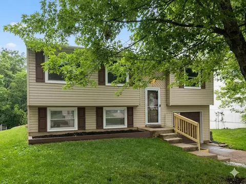 2018 Woodcrest Dr, Independence, KY 41051