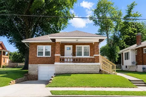 101 E 3rd St, Silver Grove, KY 41085
