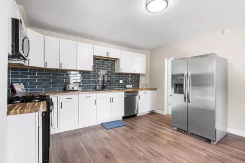 Kitchen - 116 Oak St, Ludlow, KY 41016 photo 1 of 3