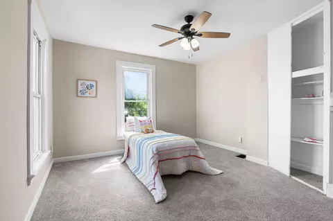 Bedroom - 116 Oak St, Ludlow, KY 41016 photo 6 of 6