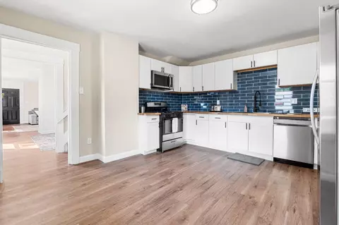 Kitchen - 116 Oak St, Ludlow, KY 41016 photo 3 of 3