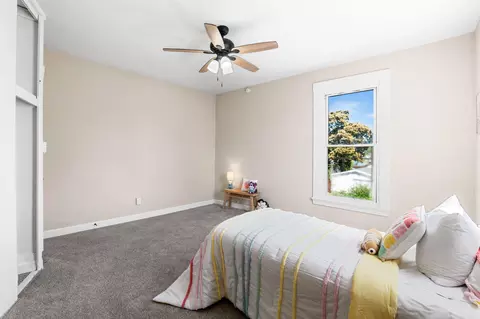 Bedroom - 116 Oak St, Ludlow, KY 41016 photo 5 of 6