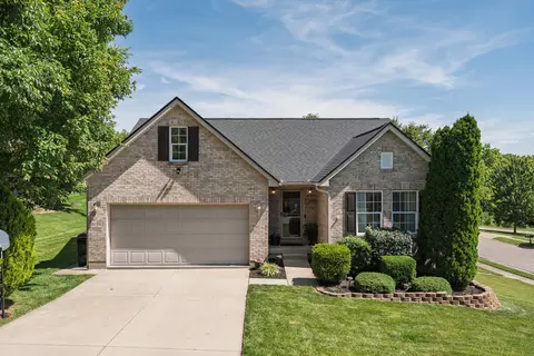1652 Hogan Ln, Florence, KY 41042
