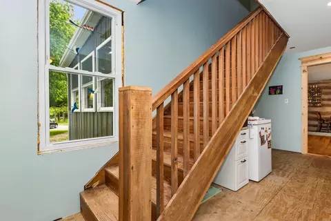 Entry Way - 925 Lockmier Rd, Augusta, KY 41002 photo 2 of 3