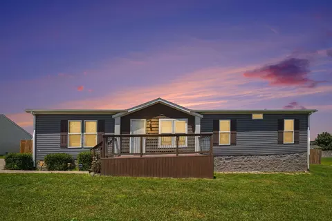 134 Blue Jay Cir, Falmouth, KY 41040