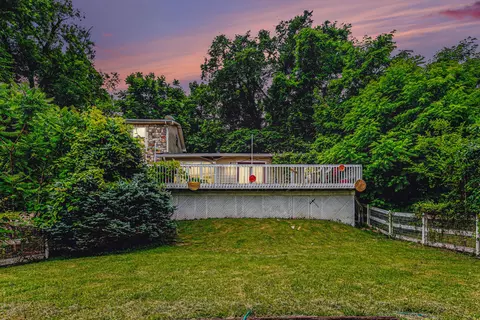 103 River Rd, Covington, KY 41016