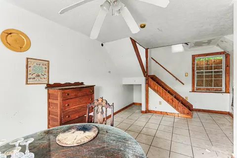 Living - 103 River Rd, Covington, KY 41016 photo 4 of 4