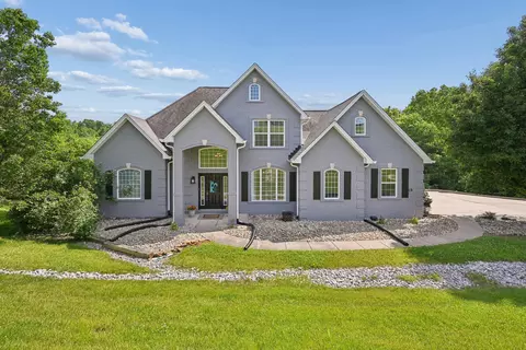 135 Harbour Pointe Dr, Williamstown, KY 41097