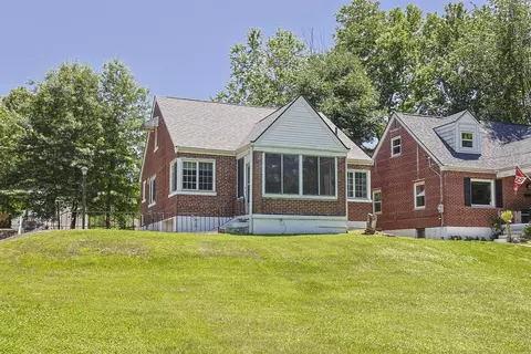 1 Howard Rd, Fort Wright, KY 41011