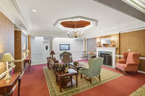 Living - 323 E 2nd St #208, Covington, KY 41011 photo 4 of 4