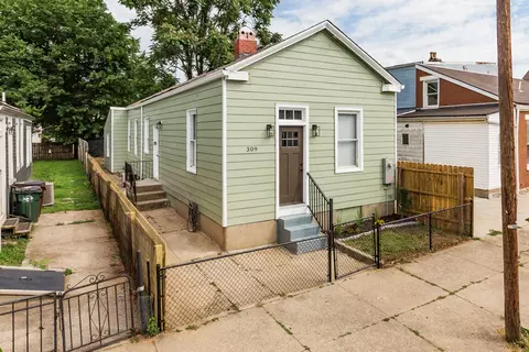 309 W 8th St, Newport, KY 41071
