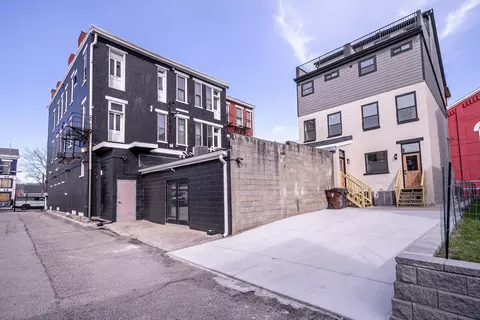 Exterior - 11 E 9th St, Covington, KY 41011 photo 5 of 7