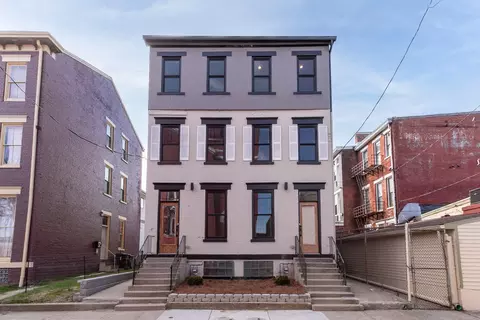 11 E 9th St, Covington, KY 41011