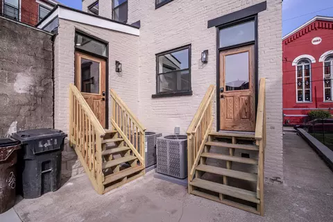 Exterior - 11 E 9th St, Covington, KY 41011 photo 6 of 7