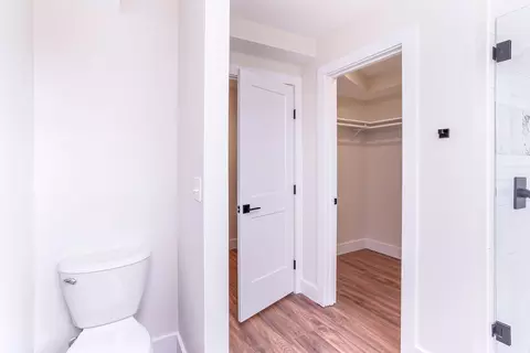 Entry Way - 11 E 9th St, Covington, KY 41011 photo 2 of 4