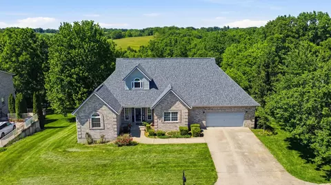 111 Beverly Ln, Dry Ridge, KY 41035