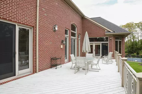 Exterior - 968 Woodchuck Dr, Villa Hills, KY 41017 photo 6 of 8