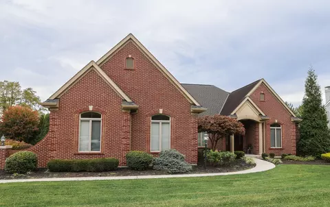 Exterior - 968 Woodchuck Dr, Villa Hills, KY 41017 photo 2 of 8