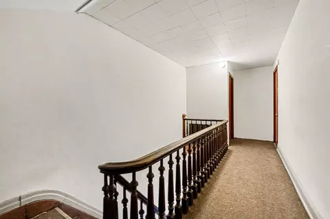 Entry Way - 716 Lewis St, Covington, KY 41011 photo 3 of 3