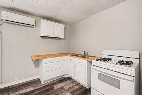 Kitchen - 716 Lewis St, Covington, KY 41011 photo 6 of 8
