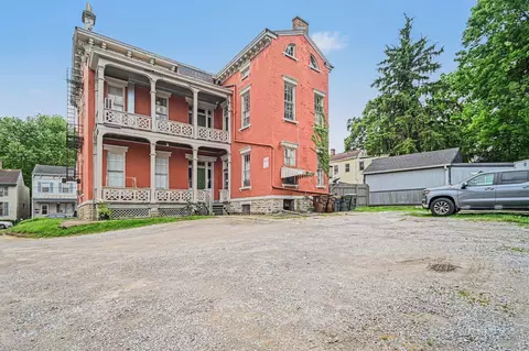 Exterior - 716 Lewis St, Covington, KY 41011 photo 2 of 7