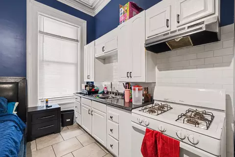 Kitchen - 716 Lewis St, Covington, KY 41011 photo 4 of 8