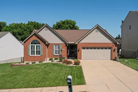 2097 Glenview Dr, Hebron, KY 41048