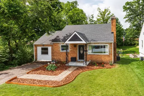 21 Woodland Ave, Florence, KY 41042
