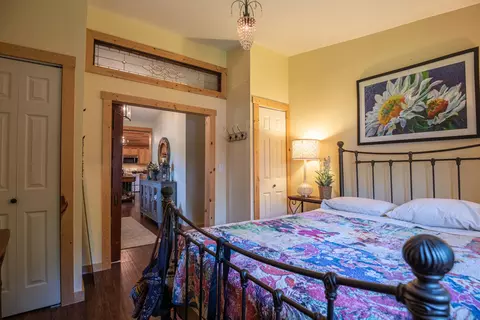 Bedroom - 1145 Hillandale Rd, Sanders, KY 41083 photo 2 of 6