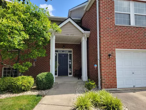 238 Langshire Ct, Florence, KY 41042