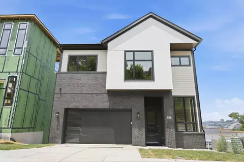 41 W 14th St, Newport, KY 41071