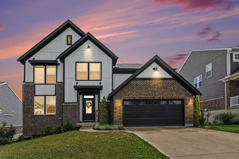 775 Bluestem Ridge Dr, Alexandria, KY 41001