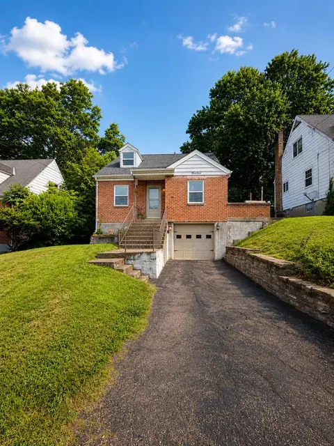 19 Pine Hill Dr, Crestview, KY 41076