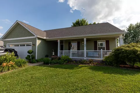 3261 Campaign Dr, Hebron, KY 41048