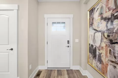 Entry Way - 3910 Eagleledge Ct, Independence, KY 41051 photo 2 of 5
