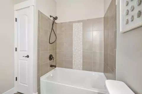 Bath - 3910 Eagleledge Ct, Independence, KY 41051 photo 7 of 8