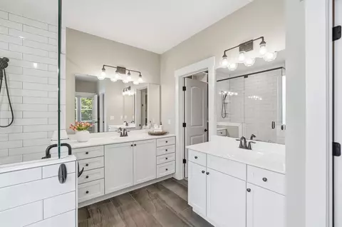 Bath - 3910 Eagleledge Ct, Independence, KY 41051 photo 1 of 8