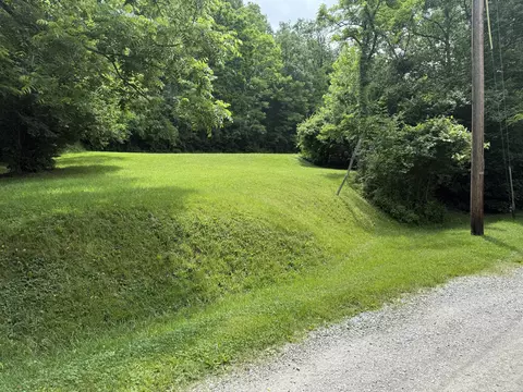 1 3 Four Mile Cir, Melbourne, KY 41059