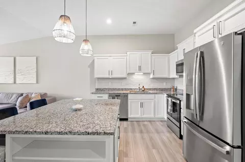 Kitchen - 2371 Piazza Rdg, Covington, KY 41017 photo 1 of 3