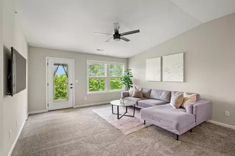 Living - 2371 Piazza Rdg, Covington, KY 41017 photo 1 of 3