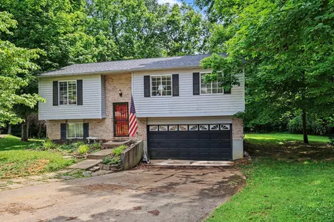13 Ashwood Ln, Alexandria, KY 41001