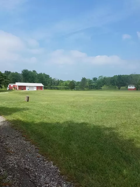 10068 Woeste Rd, Alexandria, KY 41001