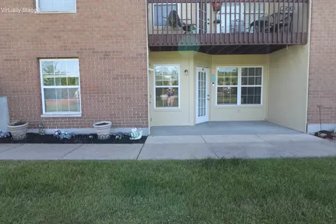 12 Meadow Ln #3, Highland Heights, KY 41076