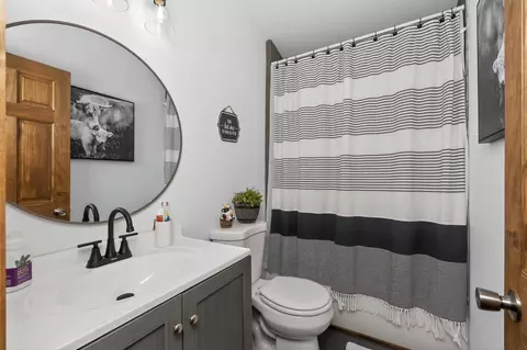 Bath - 1515 Keefer Rd, Corinth, KY 41010 photo 2 of 2