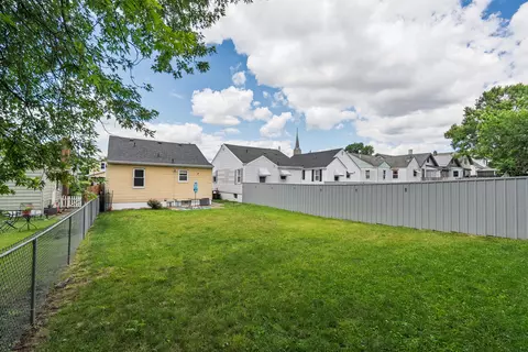 Exterior - 533 Laurel St, Ludlow, KY 41016 photo 2 of 6