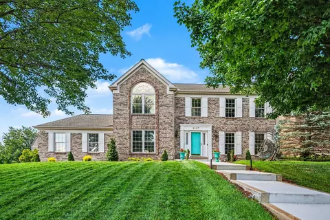 8187 Heatherwood Dr, Florence, KY 41042