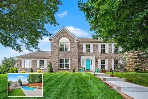 8187 Heatherwood Dr, Florence, KY 41042