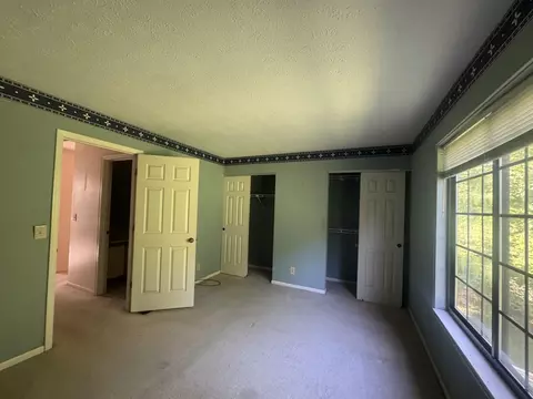 Bedroom - 2446 Palmeadow Dr, Crestview Hills, KY 41017 photo 1 of 2