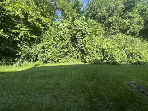 Exterior - 2446 Palmeadow Dr, Crestview Hills, KY 41017 photo 3 of 3